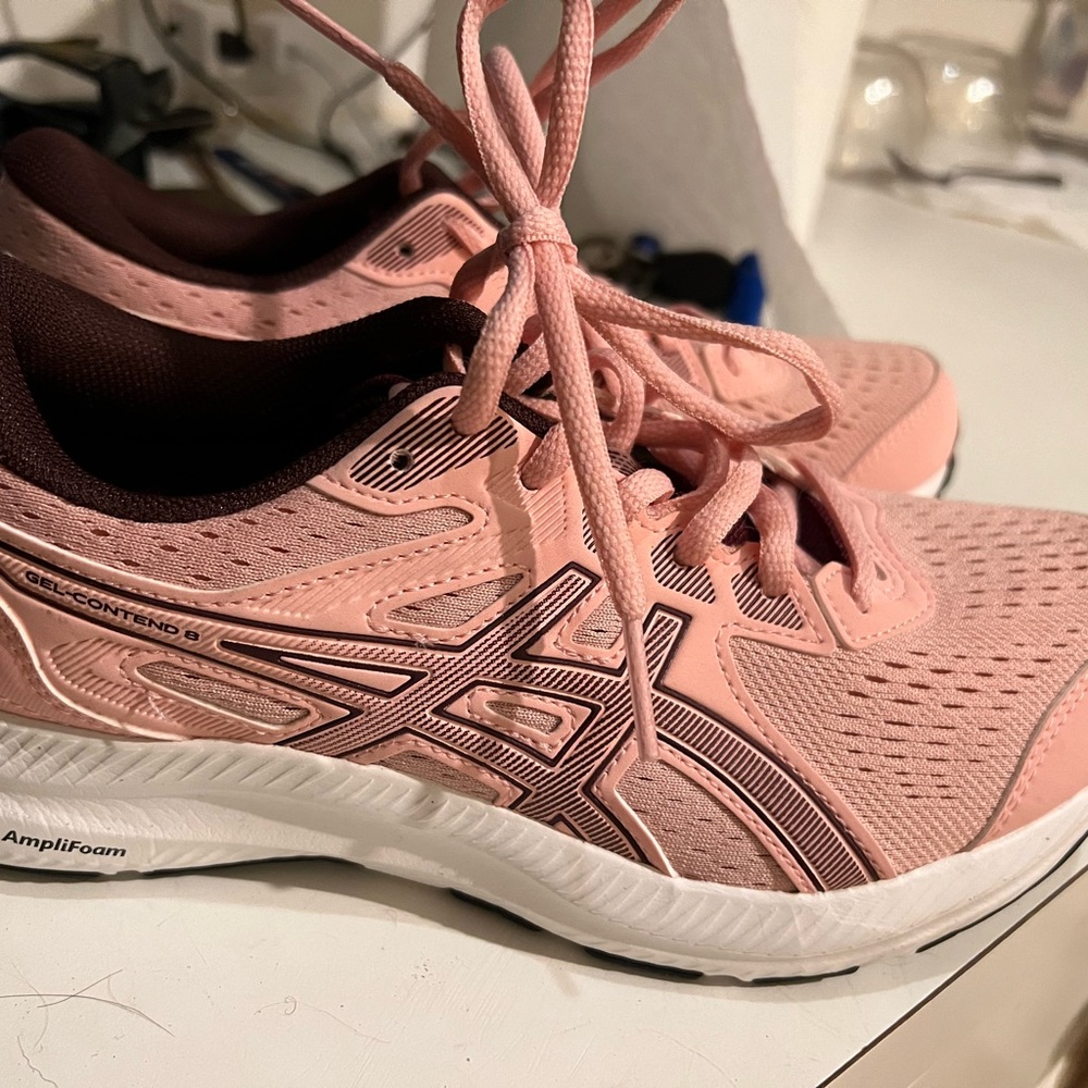 Brand new ASICS
